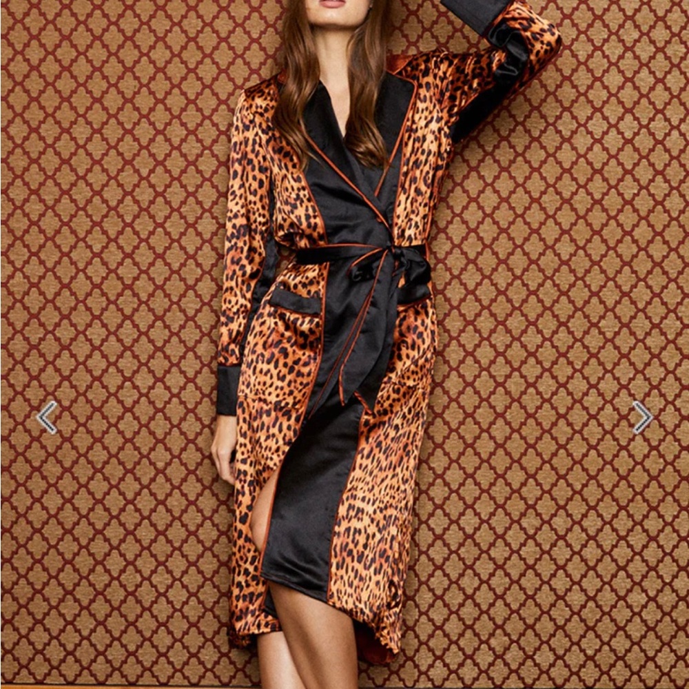 We are Hah Haht leopard robe s